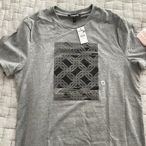 2 Express men’s graphic tees